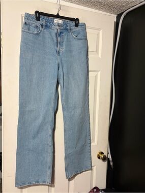 Abercrombie the 90s relaxed high rise jeans